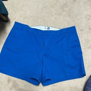 Old navy chino shorts-7 in. Inseam